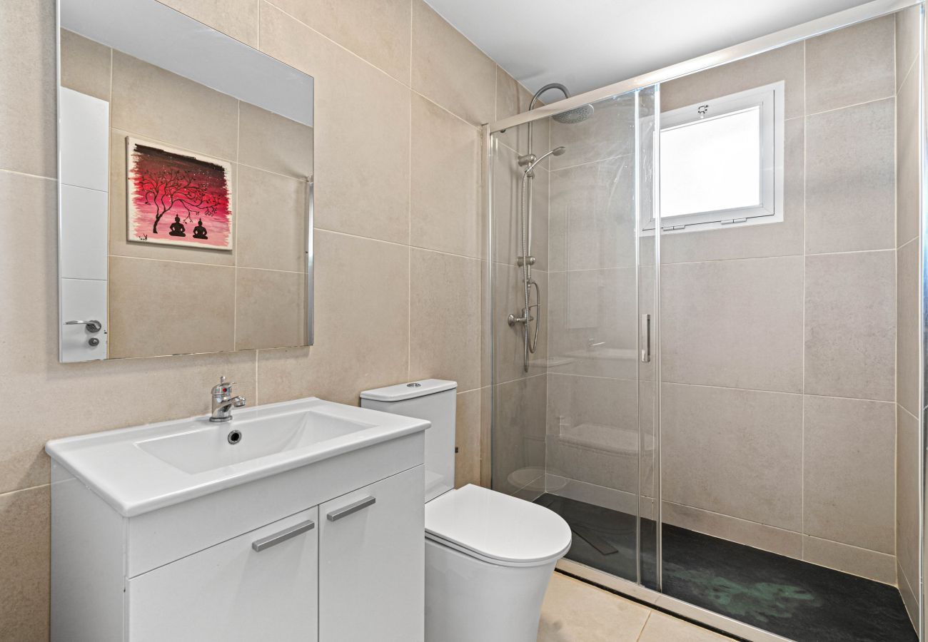 Apartamento en Mijas Costa - Amplio ático de 2 dormitorios con vistas al mar.