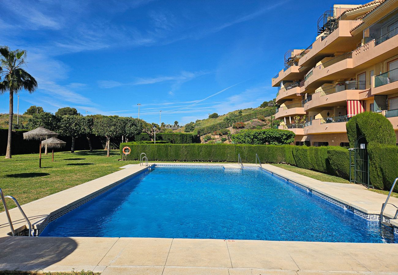 Apartamento en Mijas Costa - Amplio ático de 2 dormitorios con vistas al mar.