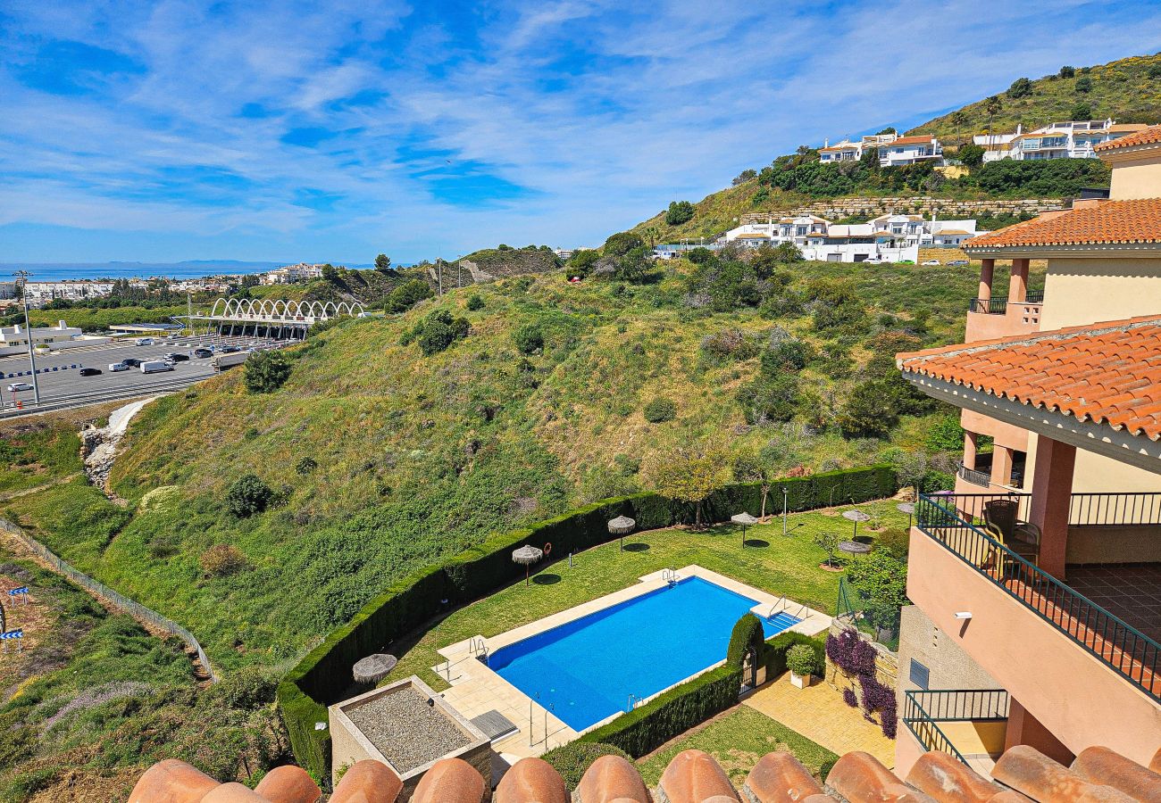 Apartamento en Mijas Costa - Amplio ático de 2 dormitorios con vistas al mar.