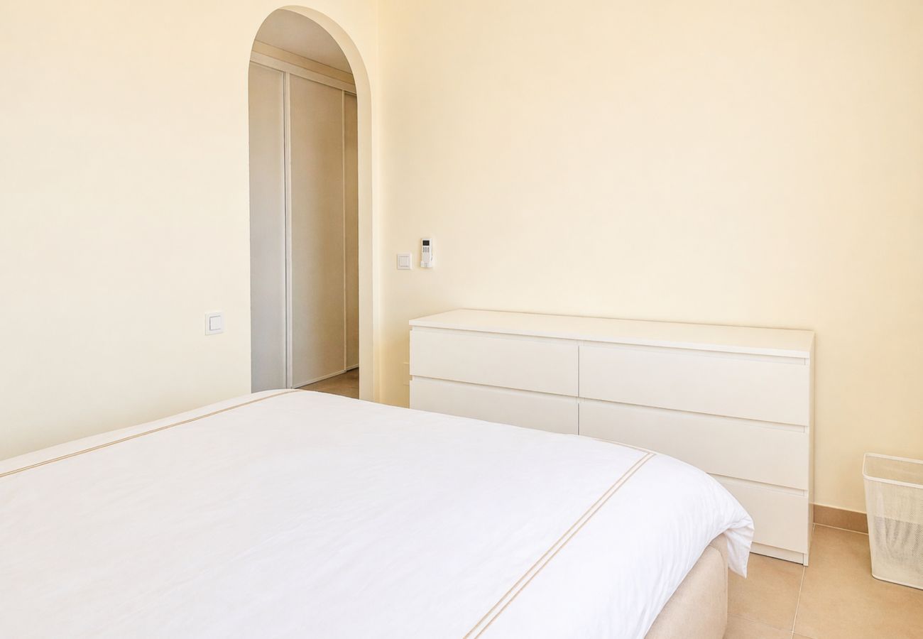 Apartamento en Mijas Costa - Amplio ático de 2 dormitorios con vistas al mar.