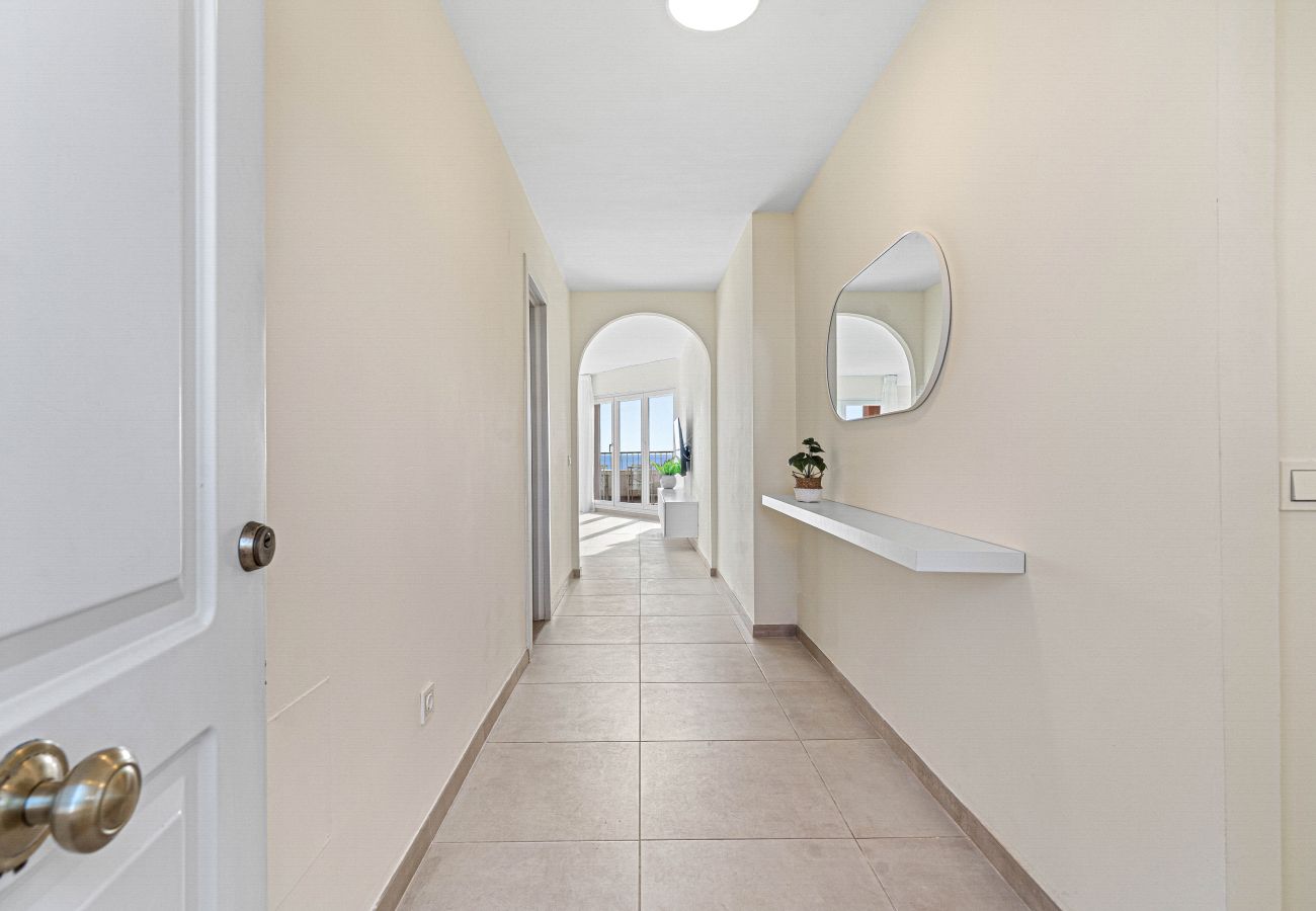 Apartamento en Mijas Costa - Amplio ático de 2 dormitorios con vistas al mar.