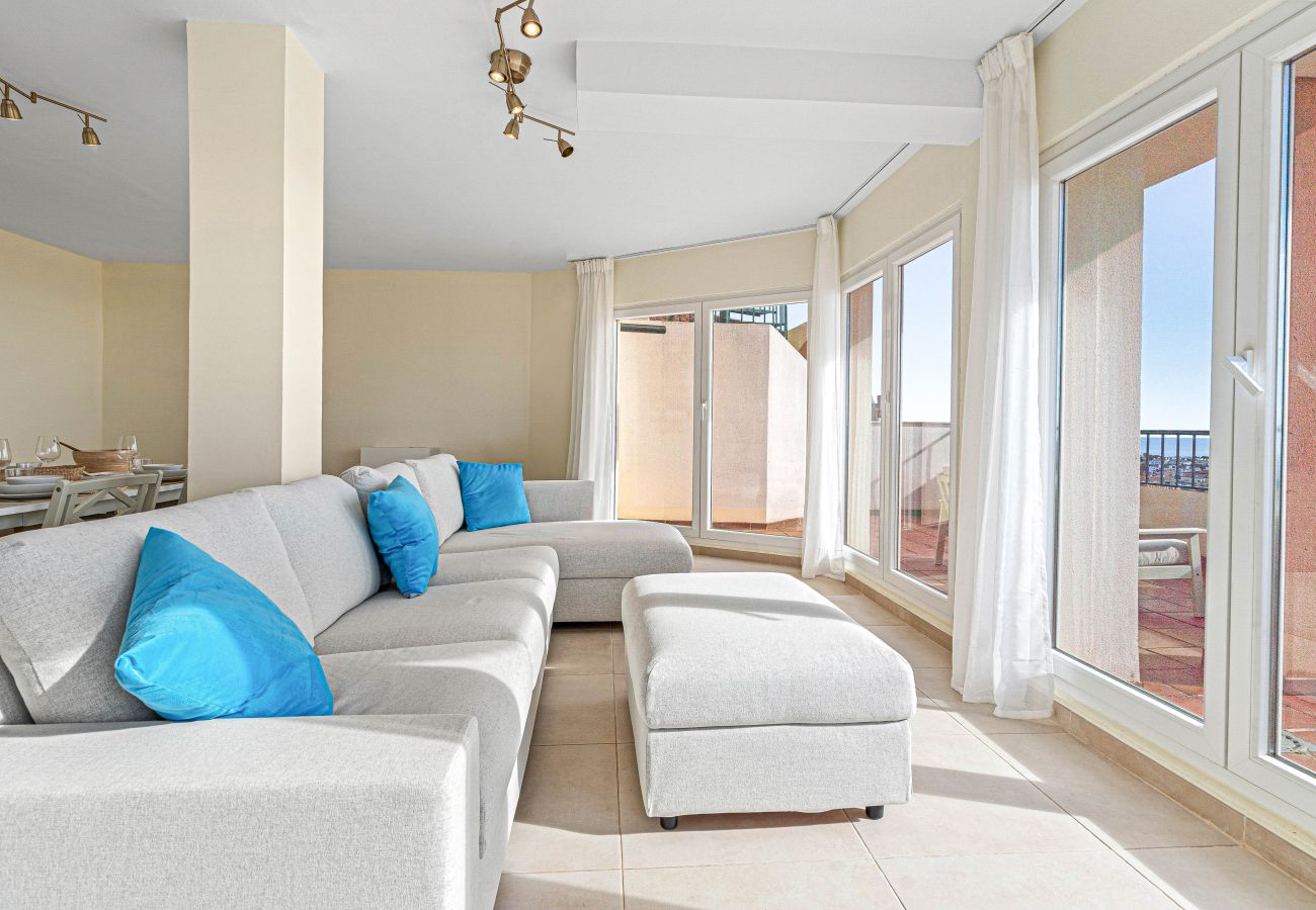 Apartamento en Mijas Costa - Amplio ático de 2 dormitorios con vistas al mar.