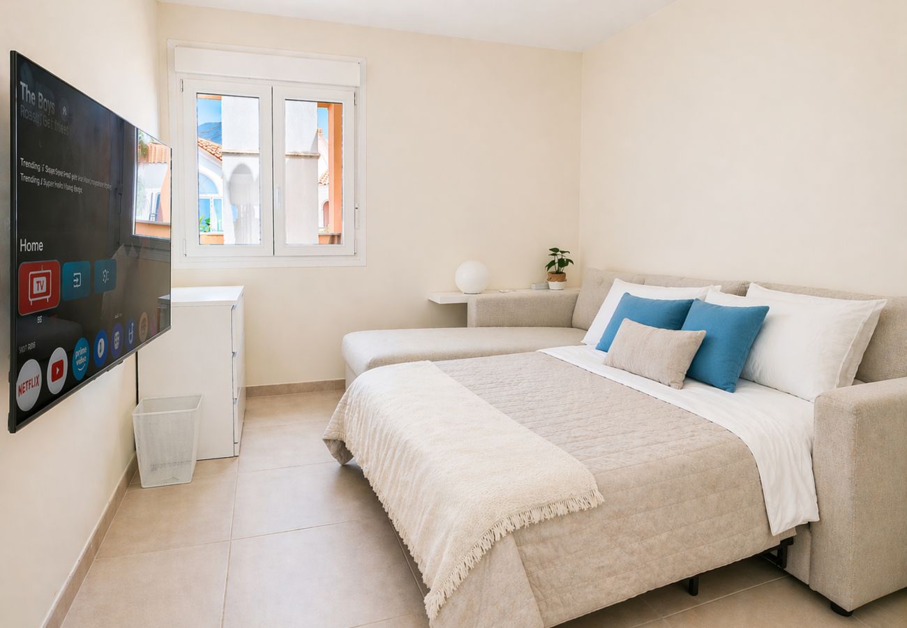 Apartamento en Mijas Costa - Amplio ático de 2 dormitorios con vistas al mar.