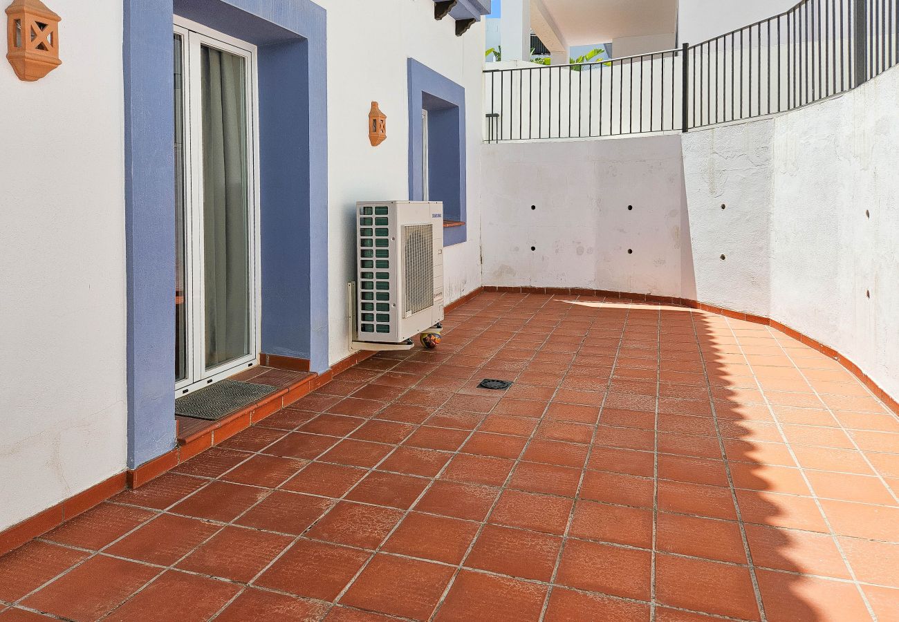 Apartamento en Benahavís - Pueblo Paraiso Apt, 6 piscinas, gym y spa