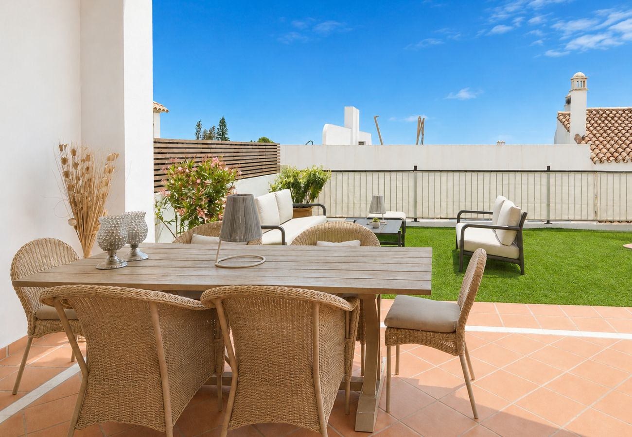 Apartamento en Benahavís - Pueblo Paraiso Apt, 6 piscinas, gym y spa