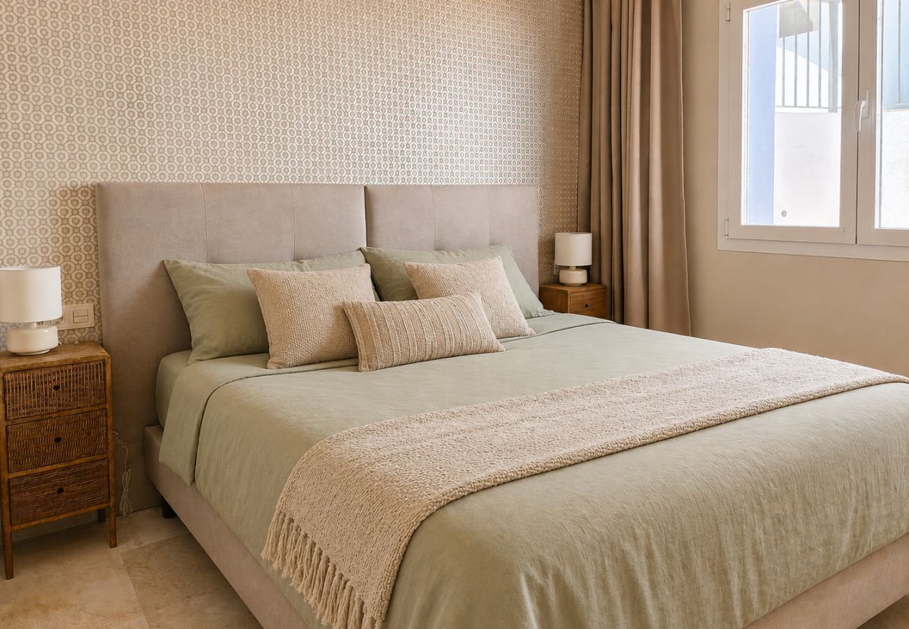 Apartamento en Benahavís - Pueblo Paraiso Apt, 6 piscinas, gym y spa