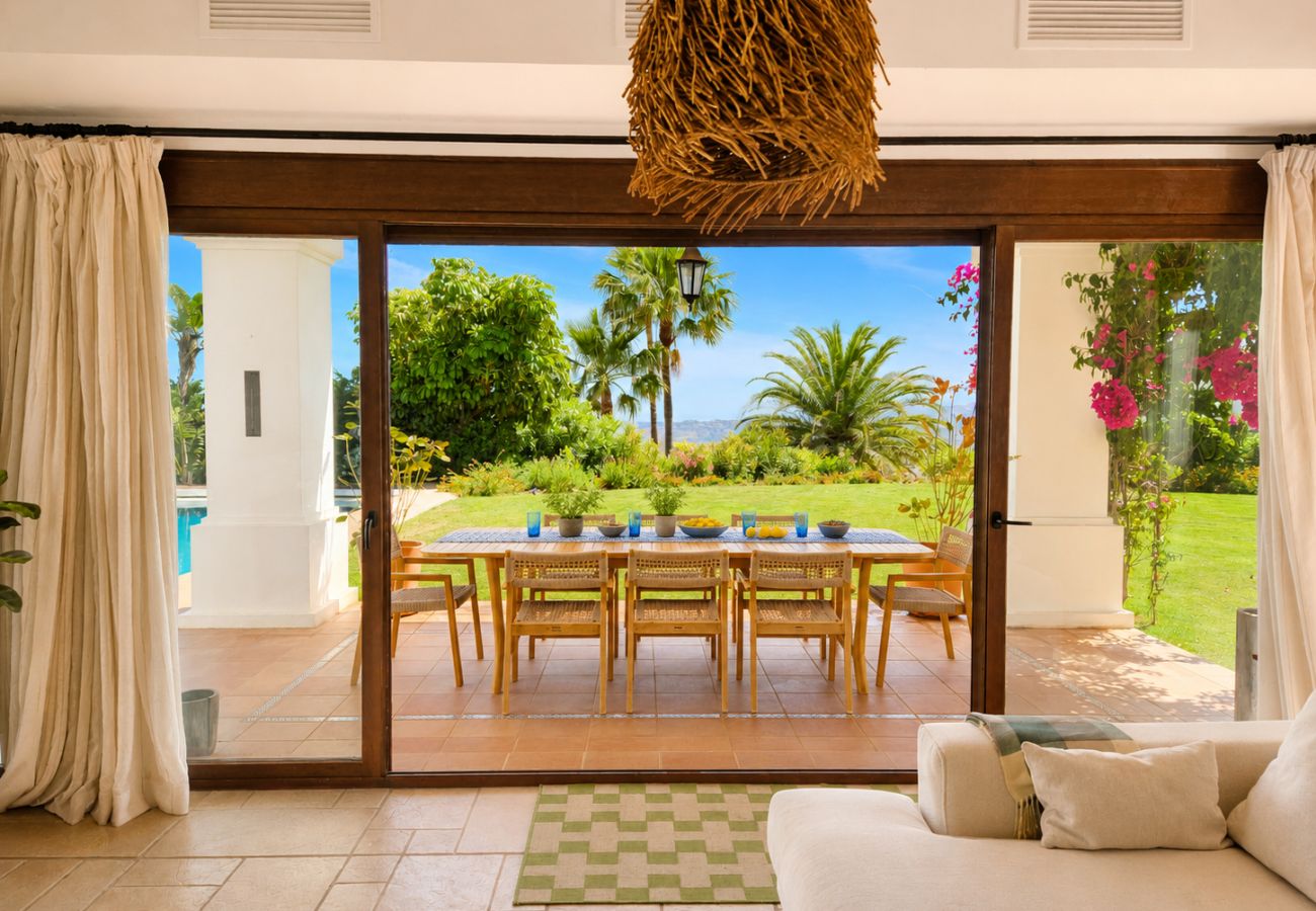 Villa en Mijas Costa - Villa rural de cuatro dormitorios y piscina privada.