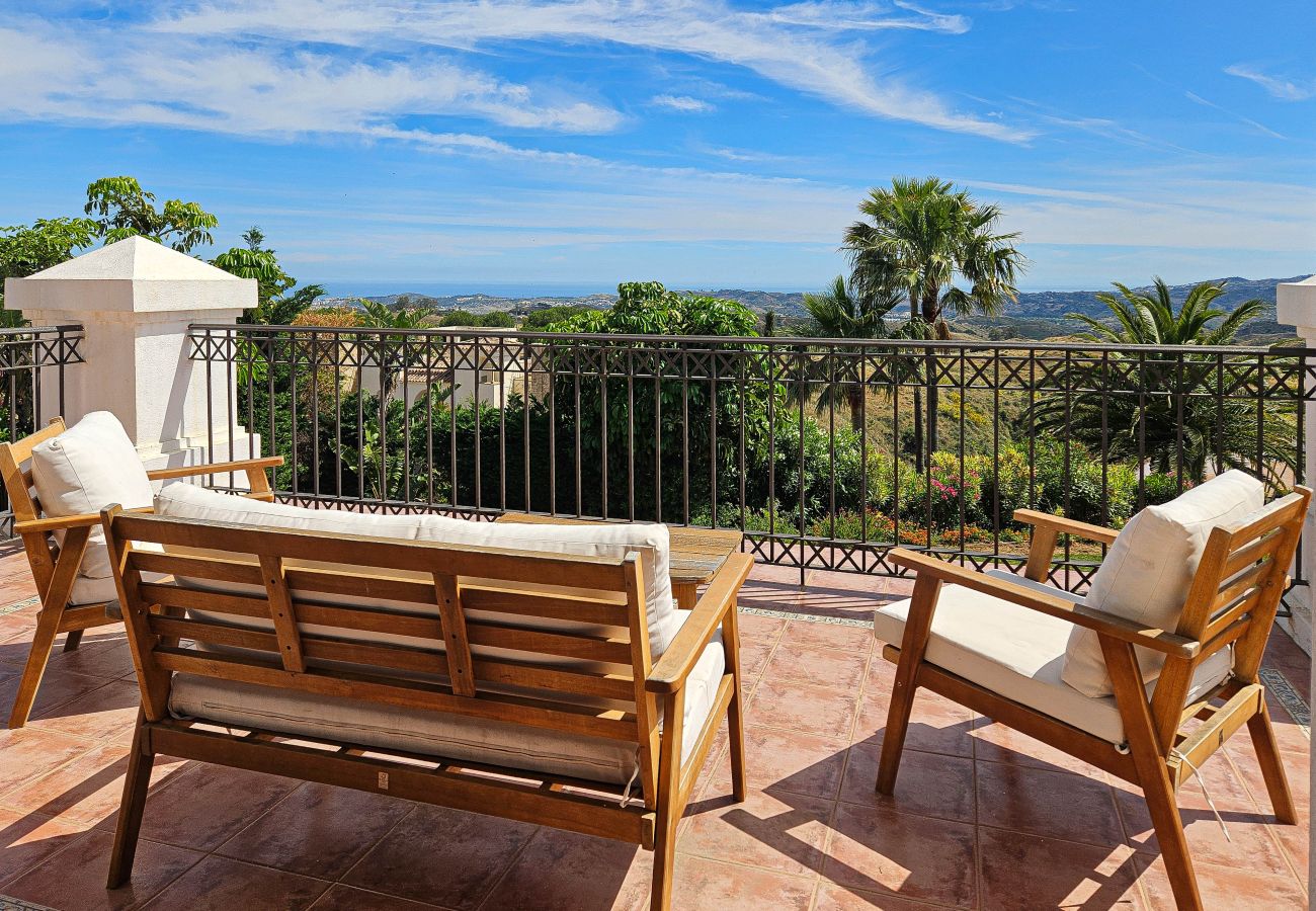 Villa en Mijas Costa - Villa rural de cuatro dormitorios y piscina privada.