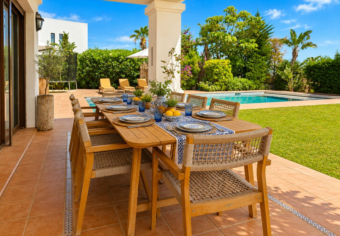 Villa en Mijas Costa - Villa rural de cuatro dormitorios y piscina privada.