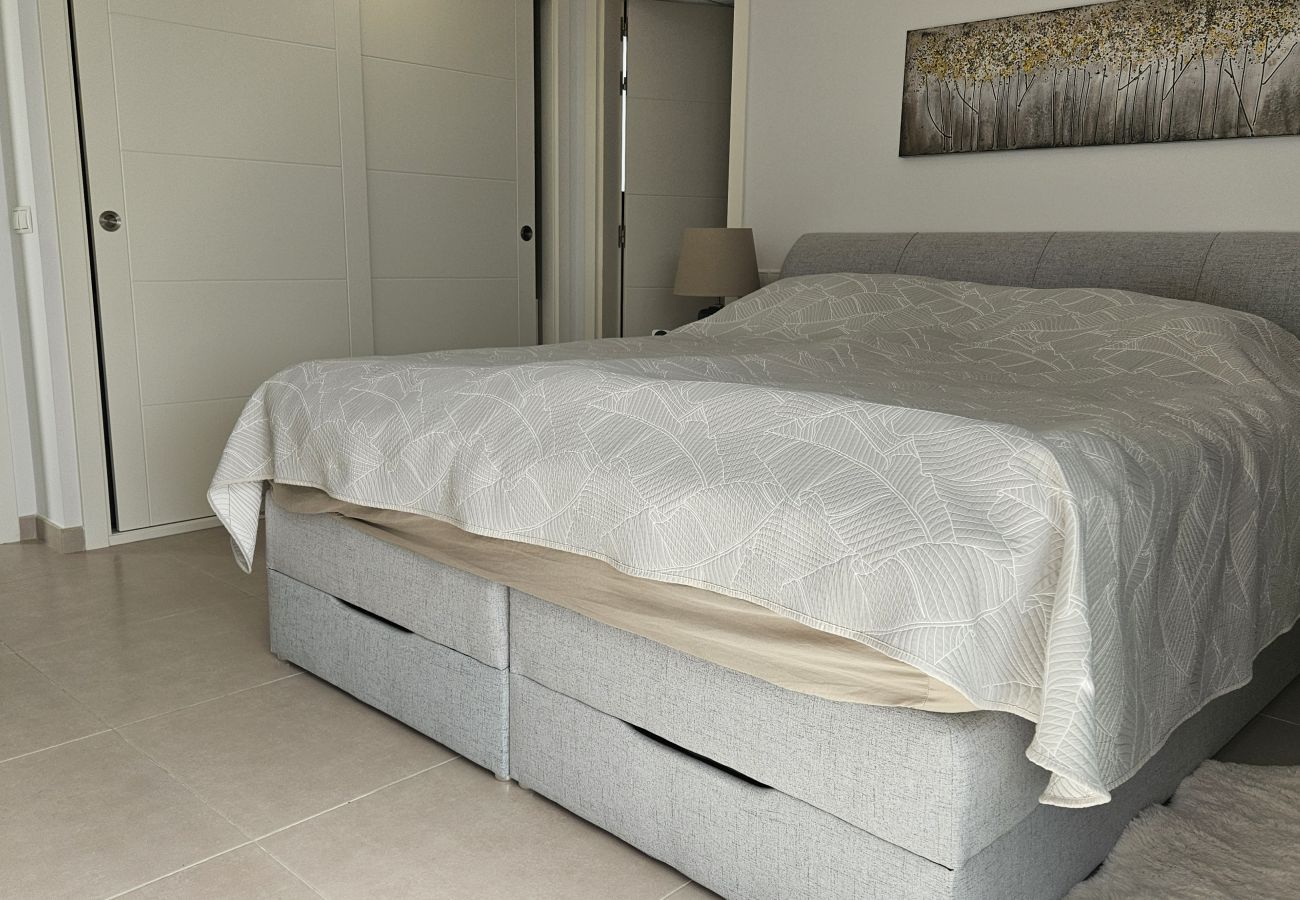 Apartamento en Mijas Costa - Ático de 3 dormitorios, Fairways La Cala Golf