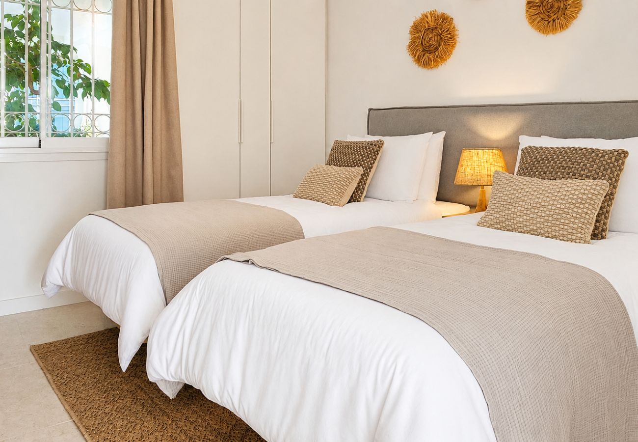 Apartamento en Mijas Costa - Precioso apartamento con piscina y vistas al mar