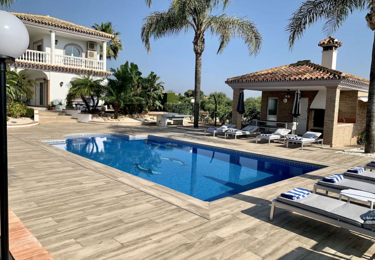 Villa en Alhaurín el Grande - Villa de cuatro dormitorios con piscina privada, Alhaurín el Grande