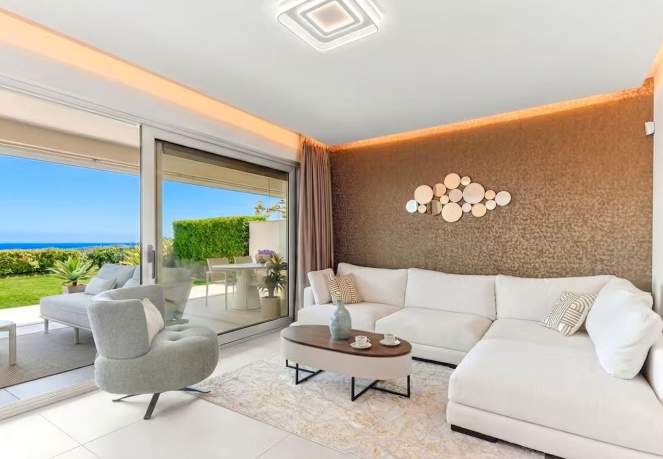 Apartamento en La Cala de Mijas - Apartamento en planta baja con jardín y dos dormitorios
