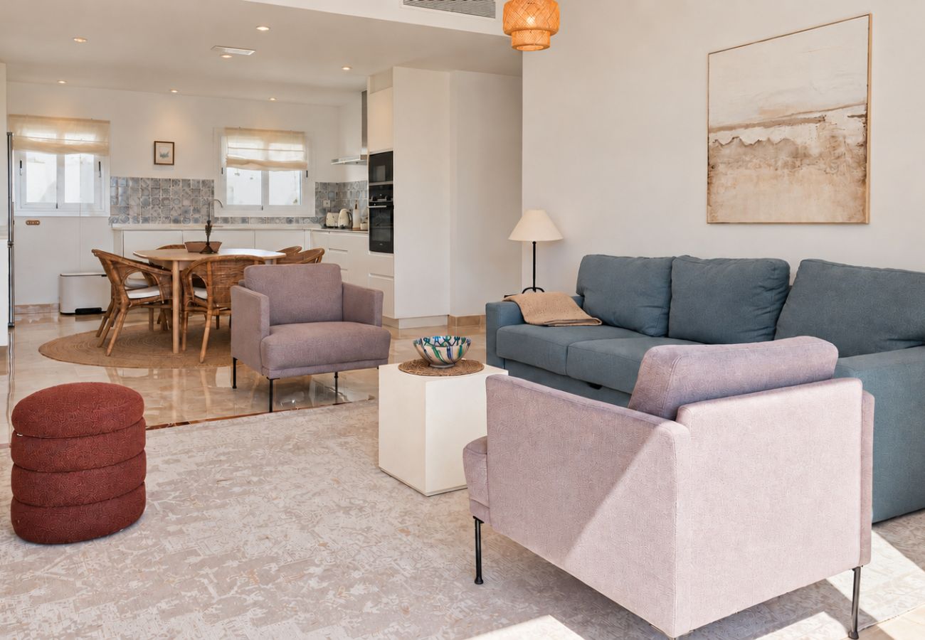 Apartamento en Benahavís - Pueblo Paraíso, vistas al mar,6 piscinas, gym y spa