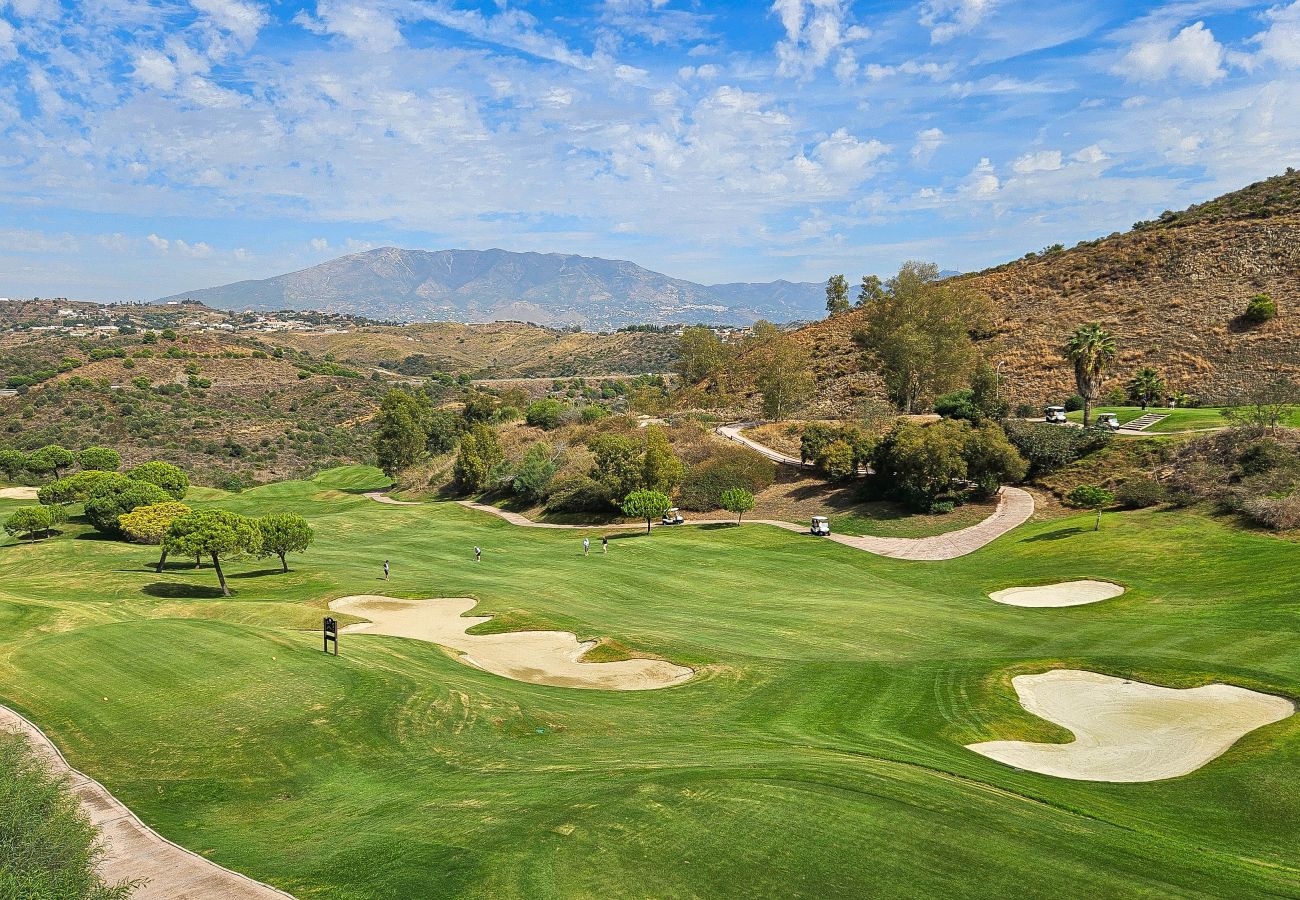 Apartamento en Mijas Costa - Apartamento de dos dormitorios en primera línea de golf