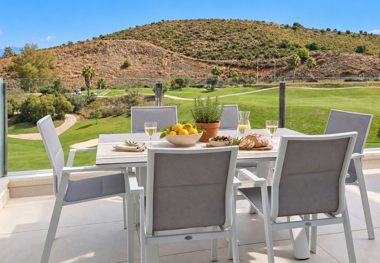 Apartamento en Mijas Costa - Apartamento de dos dormitorios en primera línea de golf