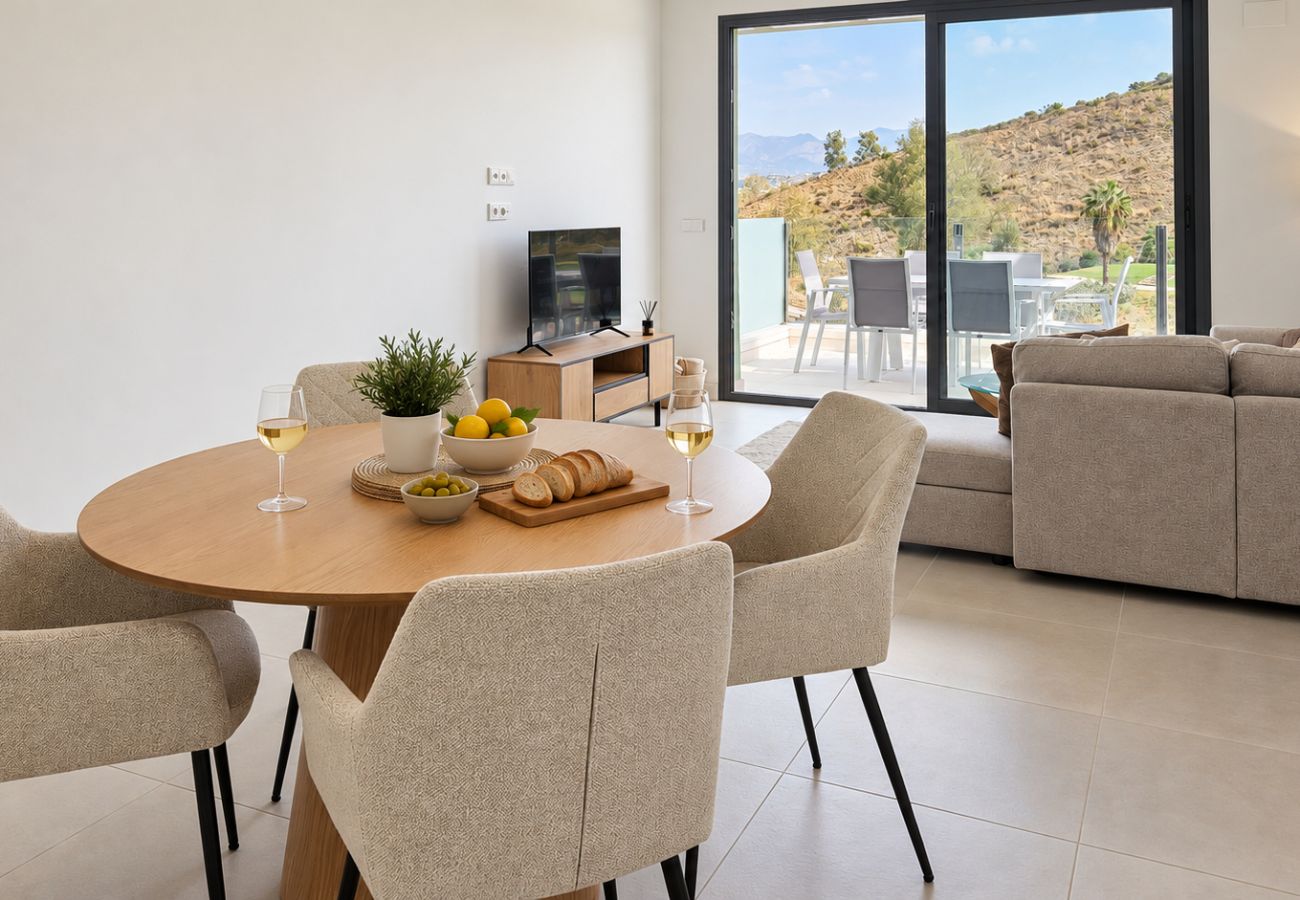 Apartamento en Mijas Costa - Apartamento de dos dormitorios en primera línea de golf