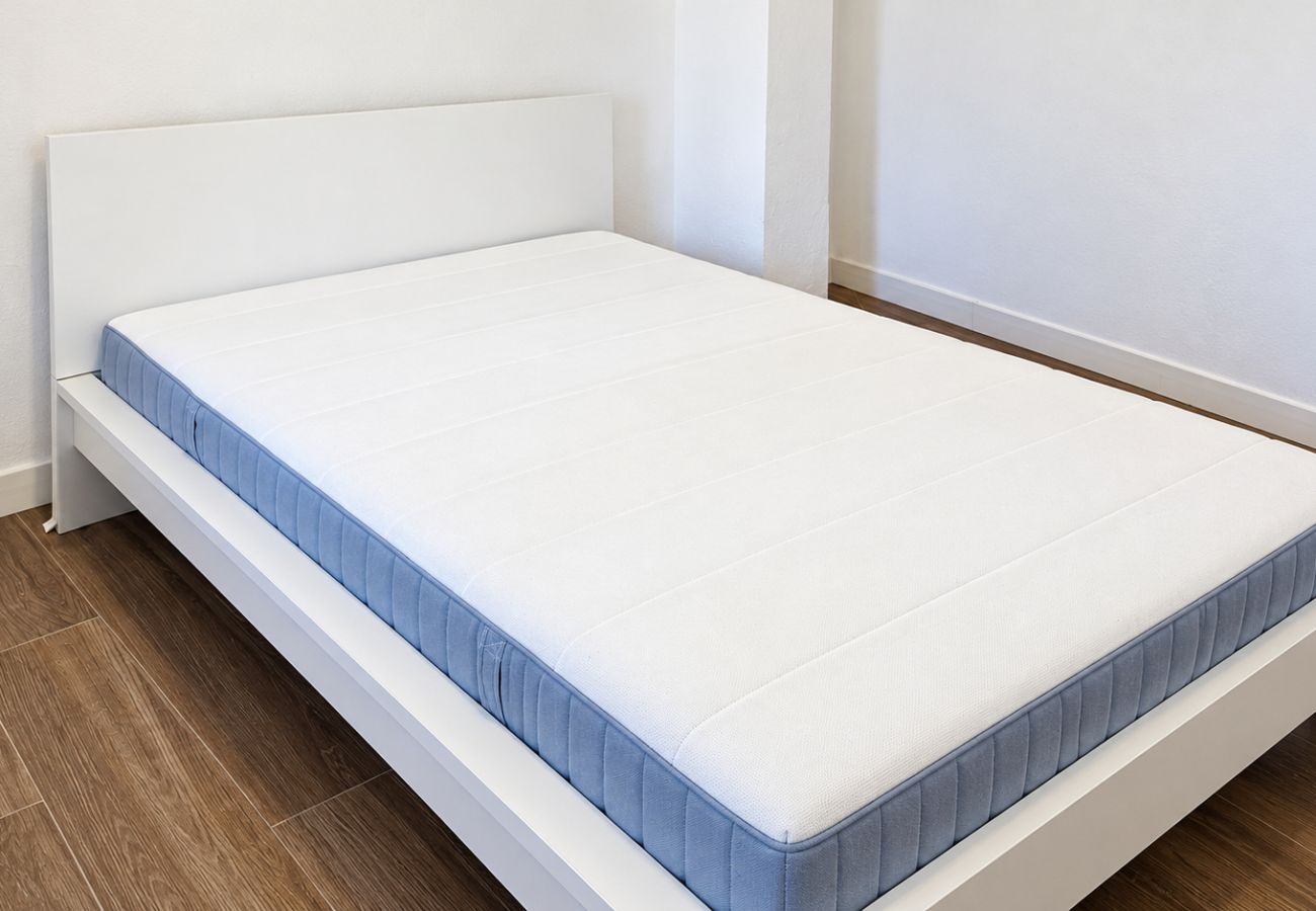 Apartamento en Mijas Costa - Apartamento de un dormitorio con piscina comunitaria