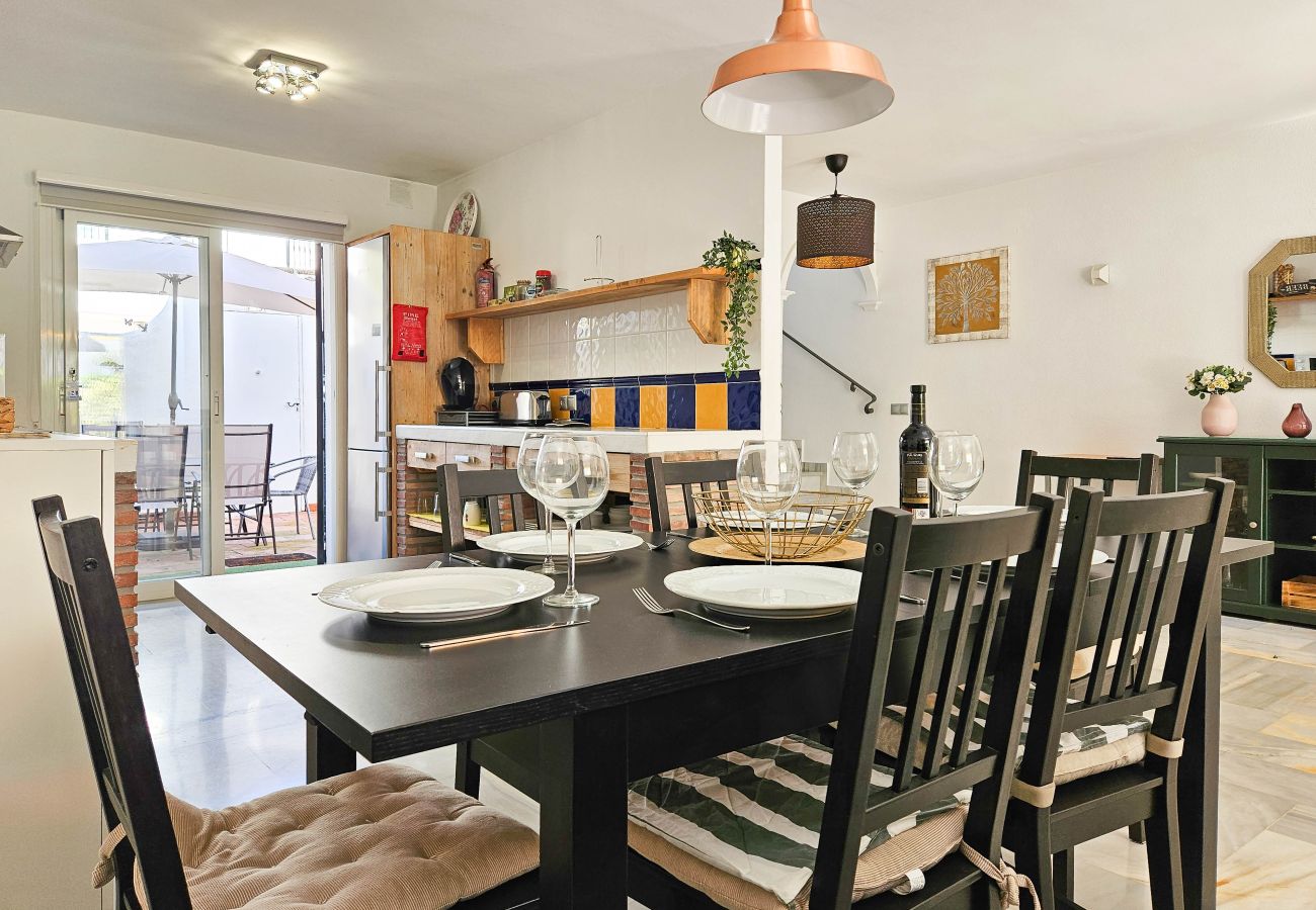 House in La Cala de Mijas - 3 Bed Townhouse roof terrace 100m to the beach