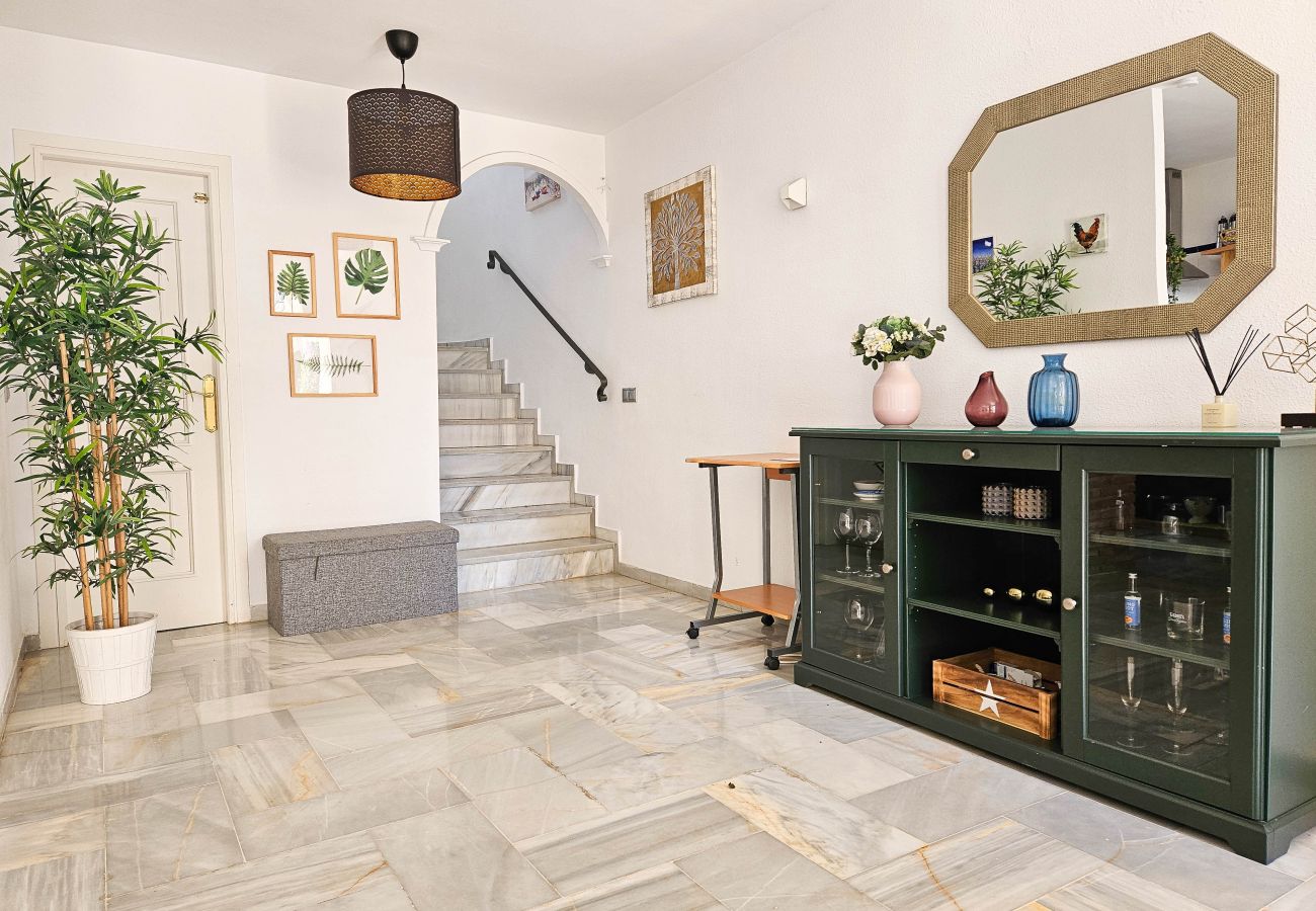 House in La Cala de Mijas - 3 Bed Townhouse roof terrace 100m to the beach