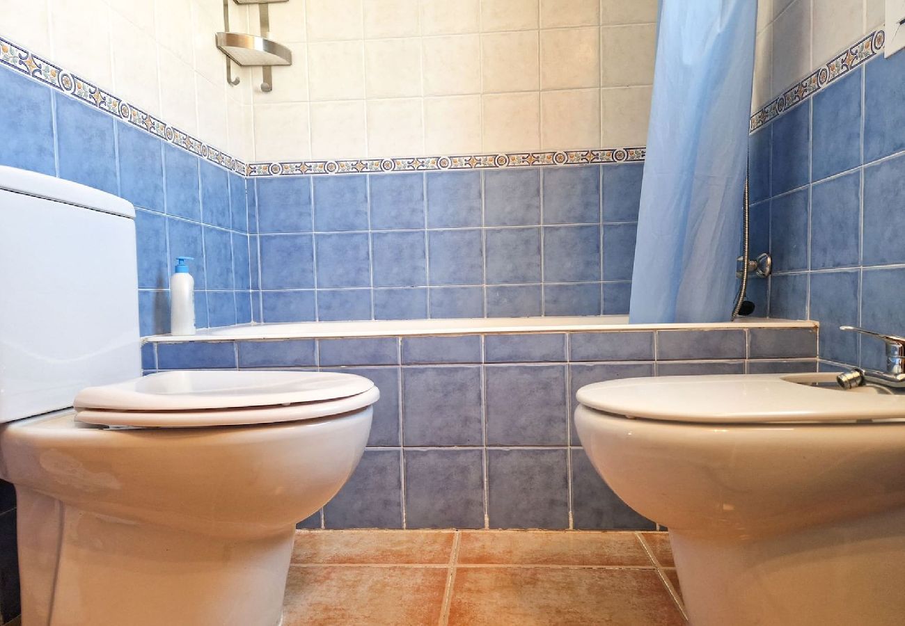 Terraced House in Mijas Costa - 3 bed in Los Jarales Calahonda close to the beach