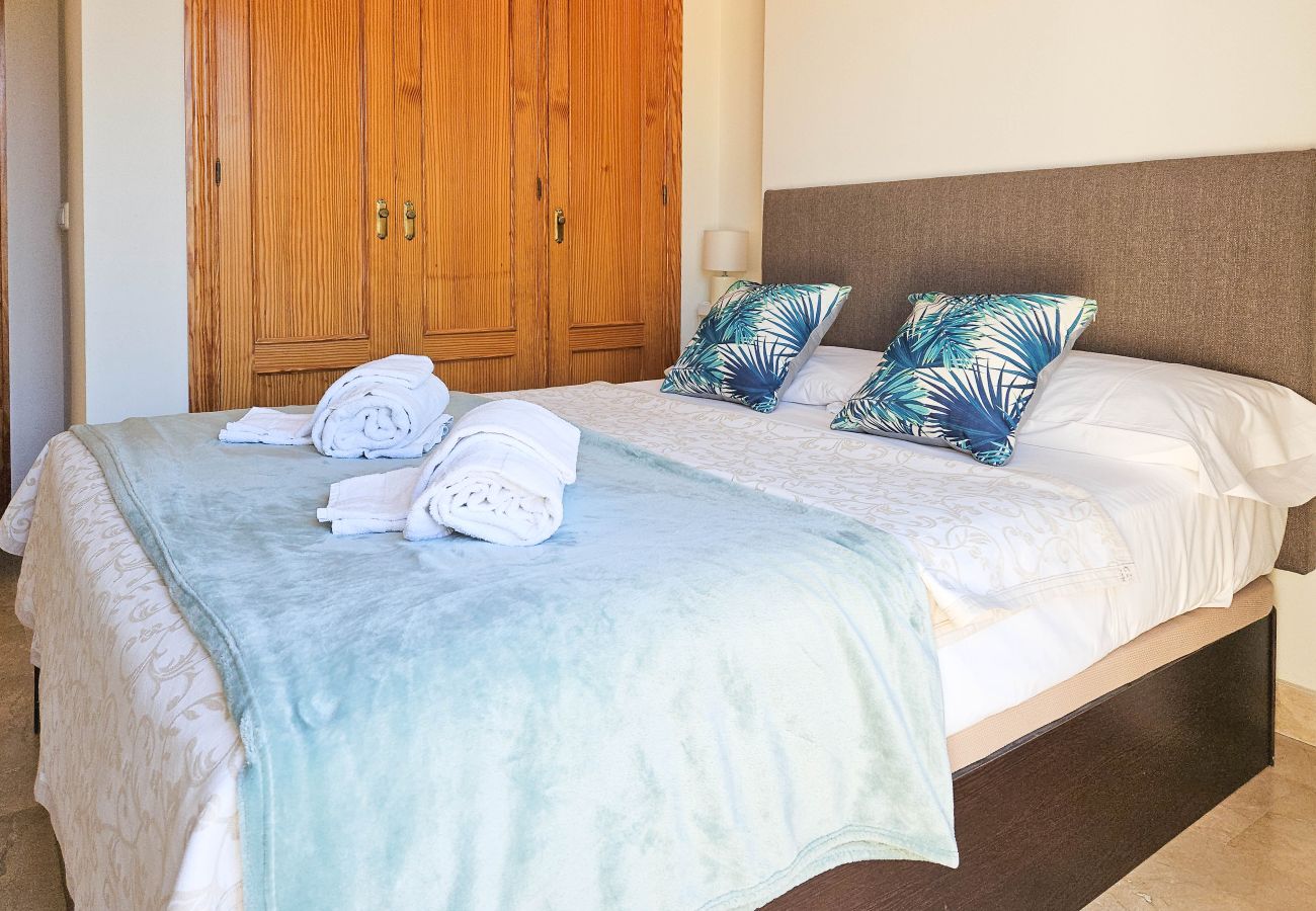 Apartment in La Cala de Mijas - Gorgeous penthouse apt Noria Azul La Cala de Mijas