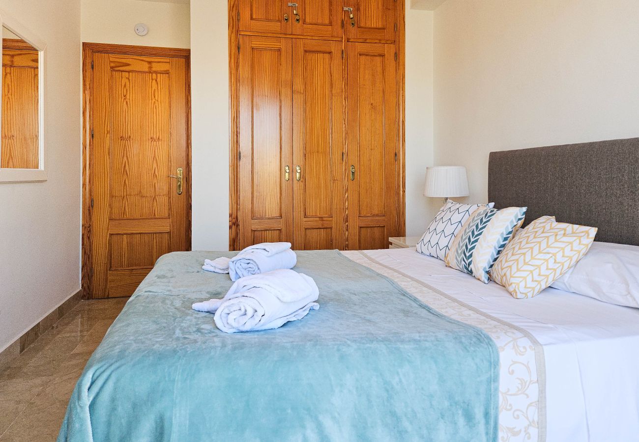 Apartment in La Cala de Mijas - Gorgeous penthouse apt Noria Azul La Cala de Mijas