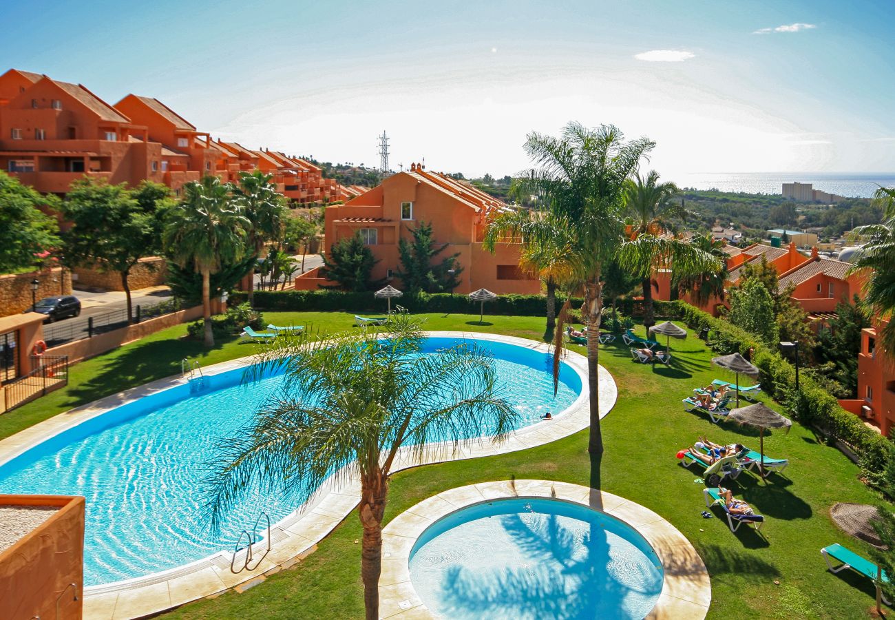 Apartment in Marbella - Stylish Duplex Penthouse Los Lagos de Santa Maria 
