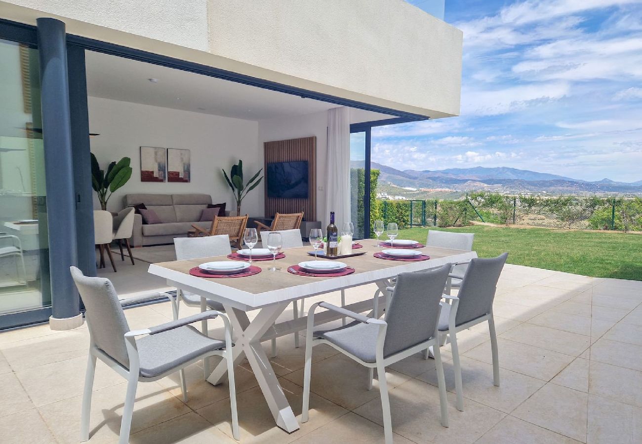 Terraced House in Casares - Stylish Townhouse @ Finca Cortesin Golf Resort