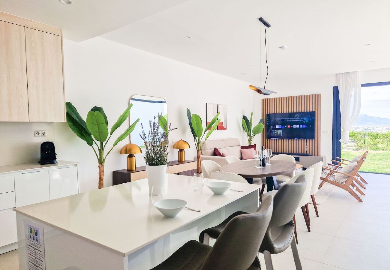 Terraced House in Casares - Stylish Townhouse @ Finca Cortesin Golf Resort