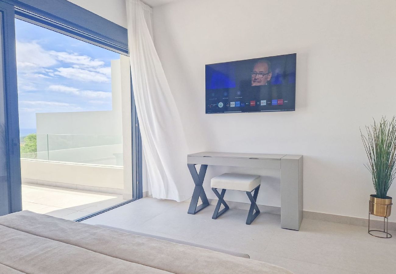 Terraced House in Casares - Stylish Townhouse @ Finca Cortesin Golf Resort