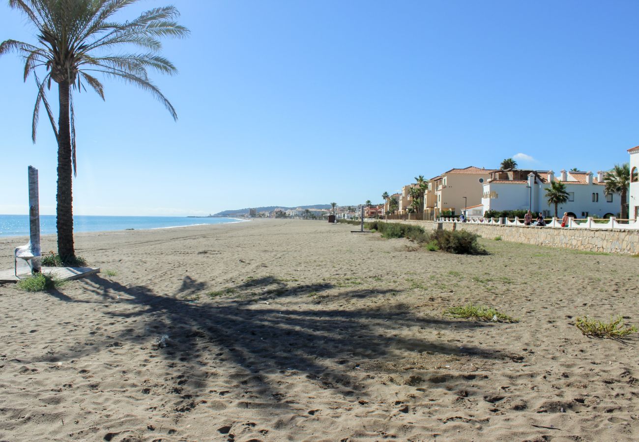 Apartment in Casares - Beachfront Penthouse with Sea Views, Hot Tub, BBQ 