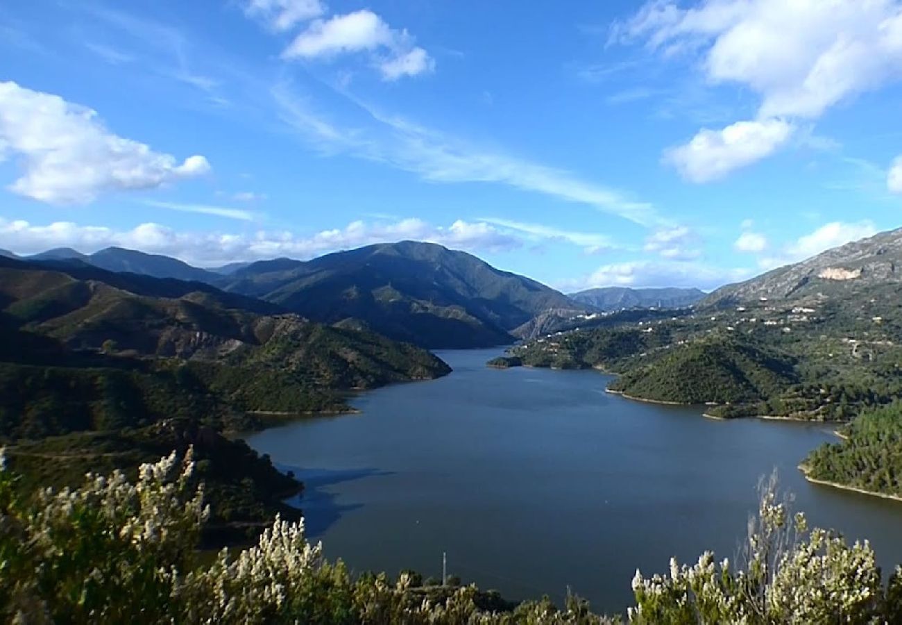 Apartment in Istán - 2 bed duplex penthouse with stunning views, Istan 