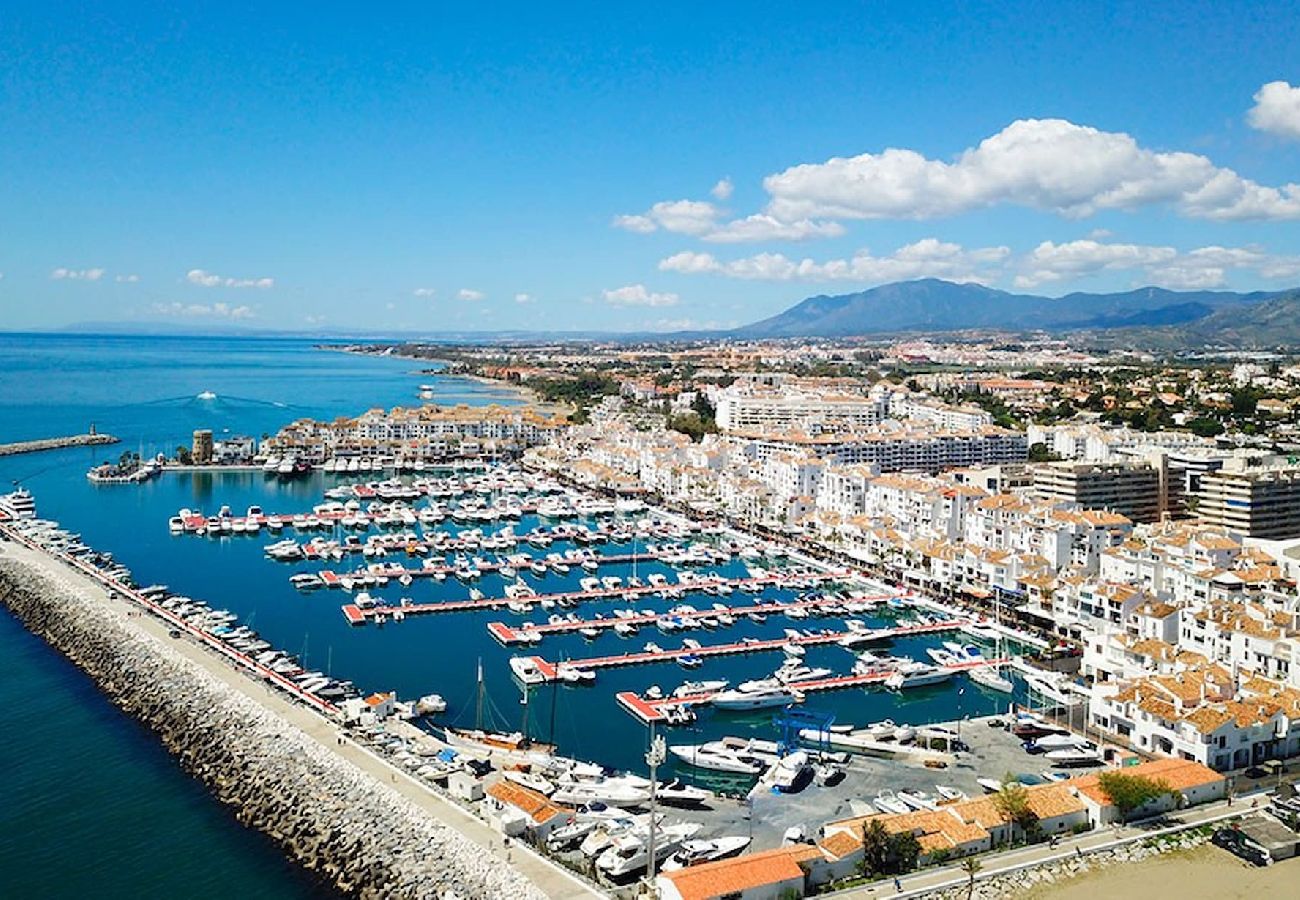 Apartment in Istán - 2 bed duplex penthouse with stunning views, Istan 