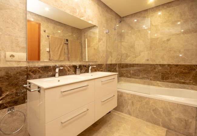 Terraced House in Manilva - Spacious townhouse with stunning views, Manilva  Terraced House in Manilva - Spacious townhouse with stunning views, Manilva