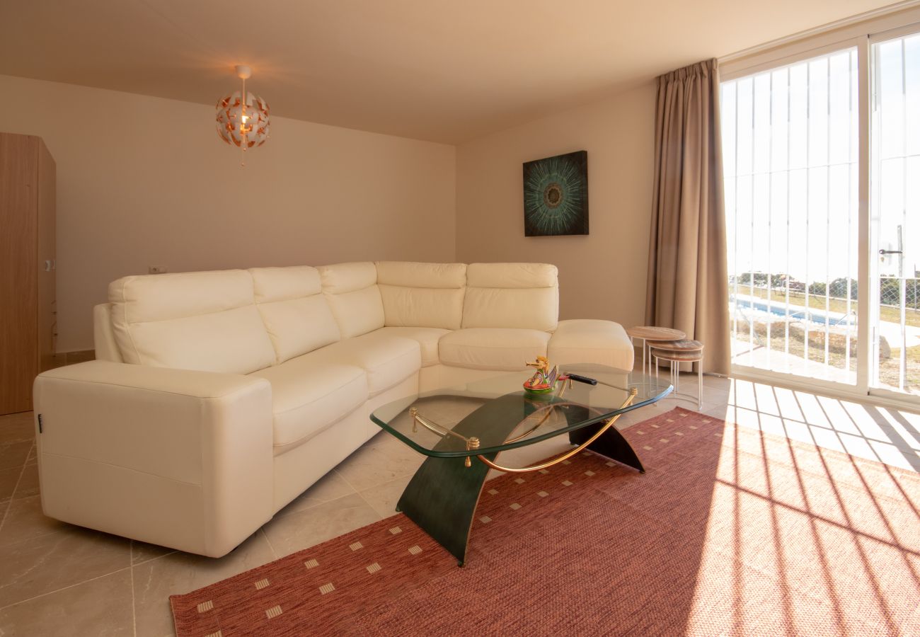 Terraced House in Manilva - Spacious townhouse with stunning views, Manilva 