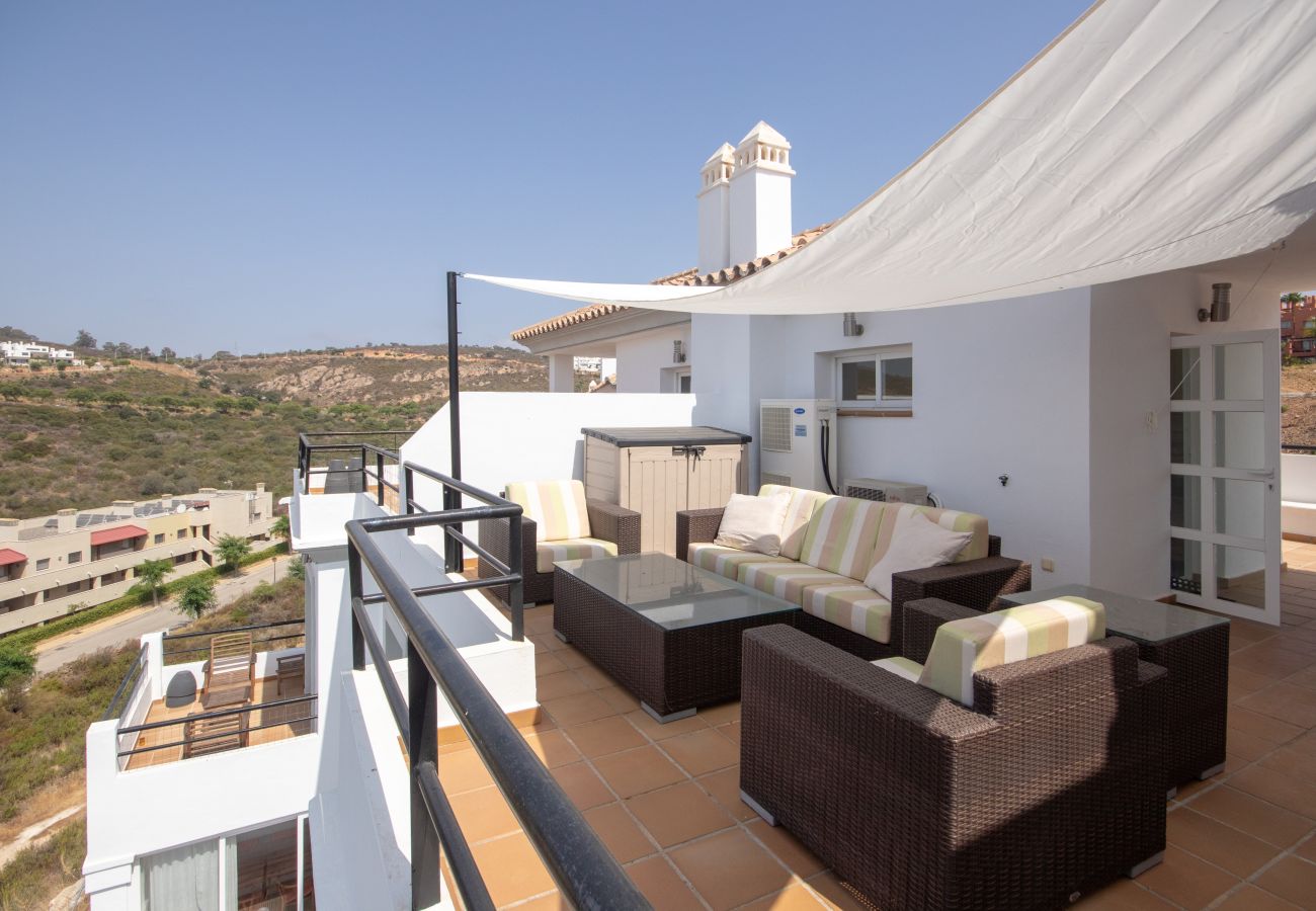 Terraced House in Manilva - Spacious townhouse with stunning views, Manilva 