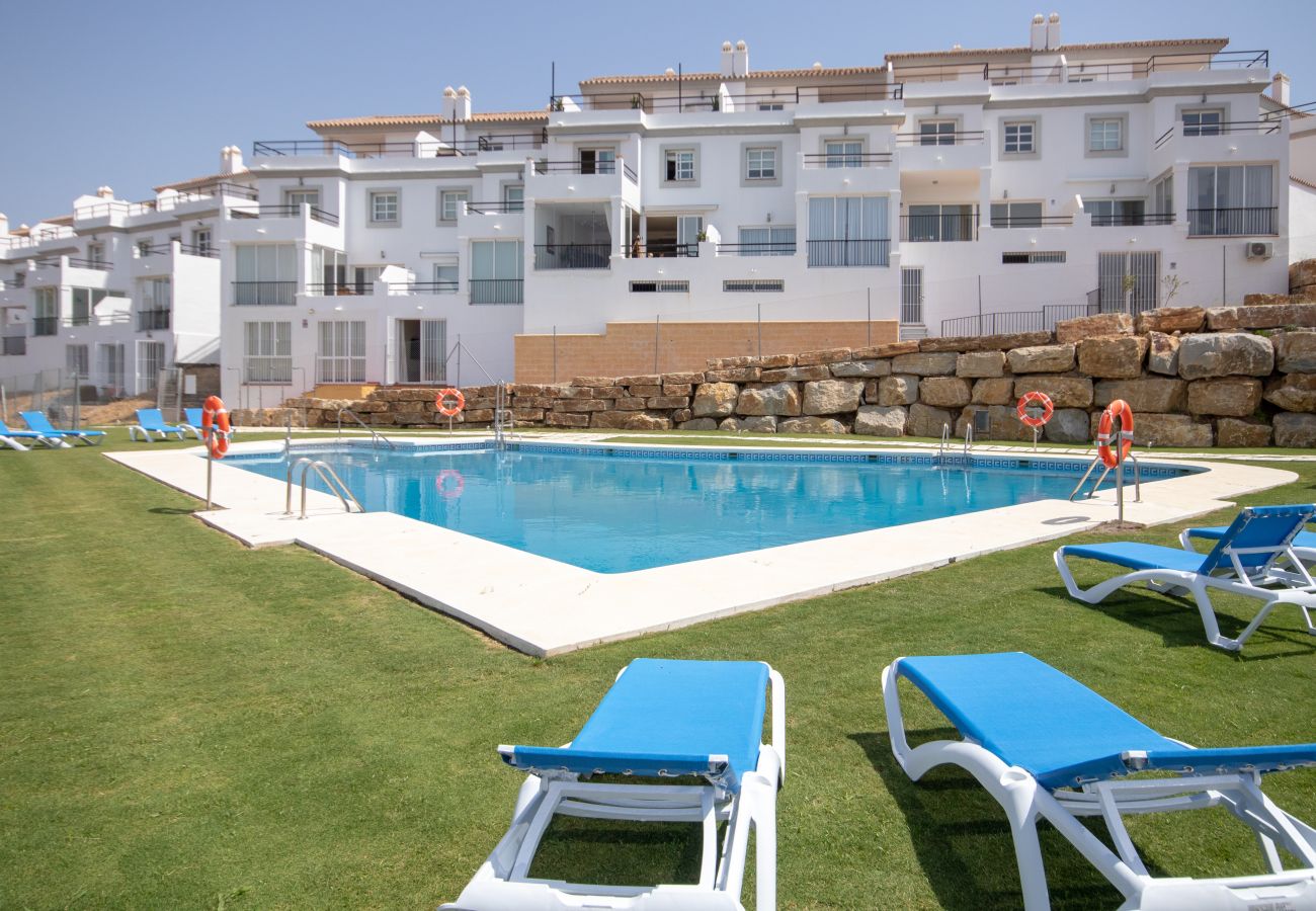Terraced House in Manilva - Spacious townhouse with stunning views, Manilva 