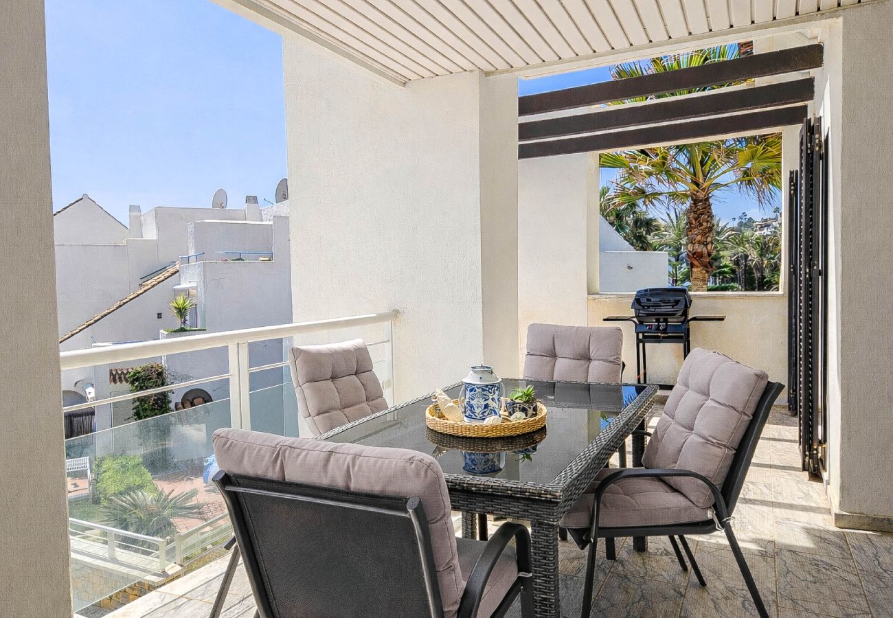 Apartment in Casares - Stunning beachfront 2 bedroom apartment in Casares 