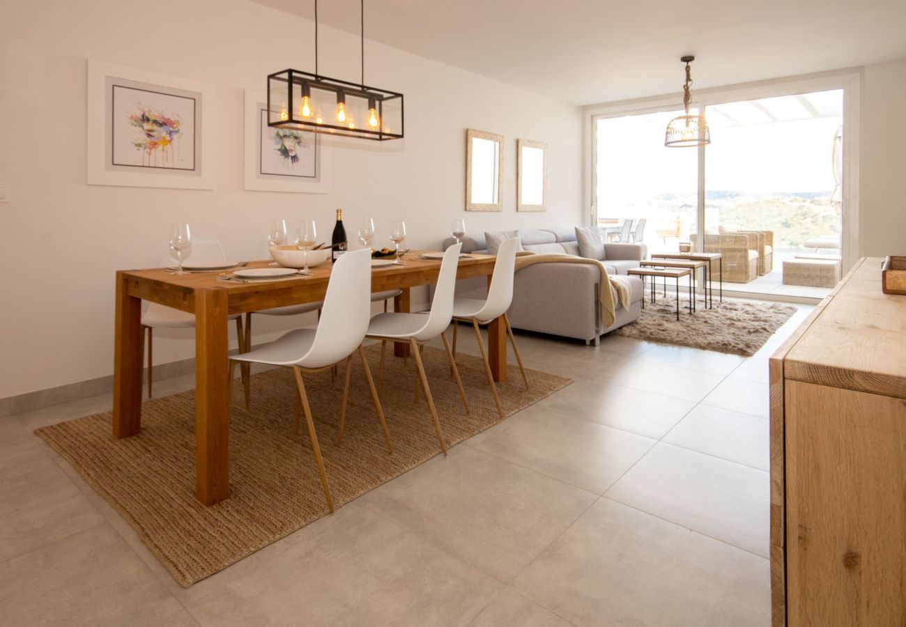 Apartment in La Cala de Mijas - Modern 3 bed in Casa Banderas, La Cala De Mijas 