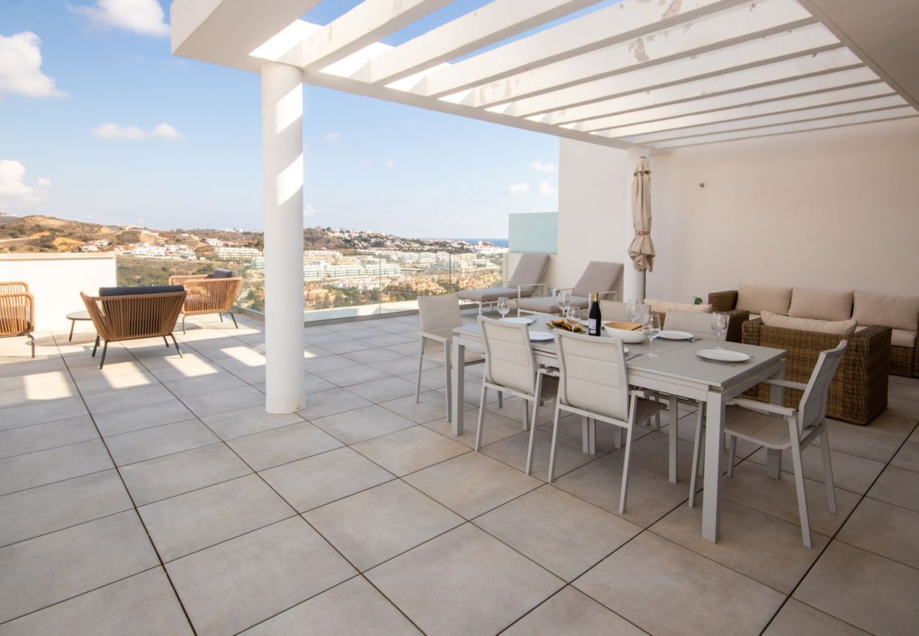 Apartment in La Cala de Mijas - Modern 3 bed in Casa Banderas, La Cala De Mijas 