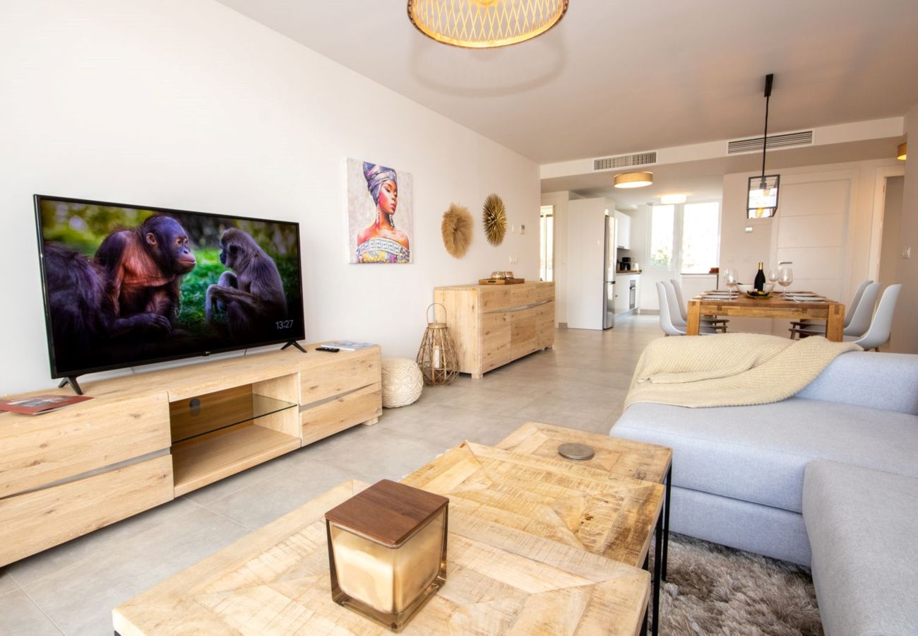 Apartment in La Cala de Mijas - Modern 3 bed in Casa Banderas, La Cala De Mijas 