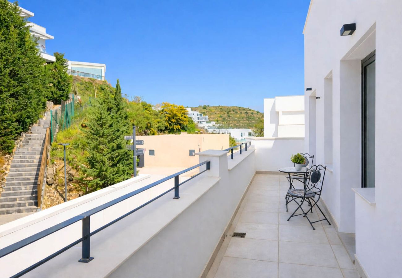 Apartment in Mijas Costa - Modern 3 bed in Casa Banderas, La Cala De Mijas 