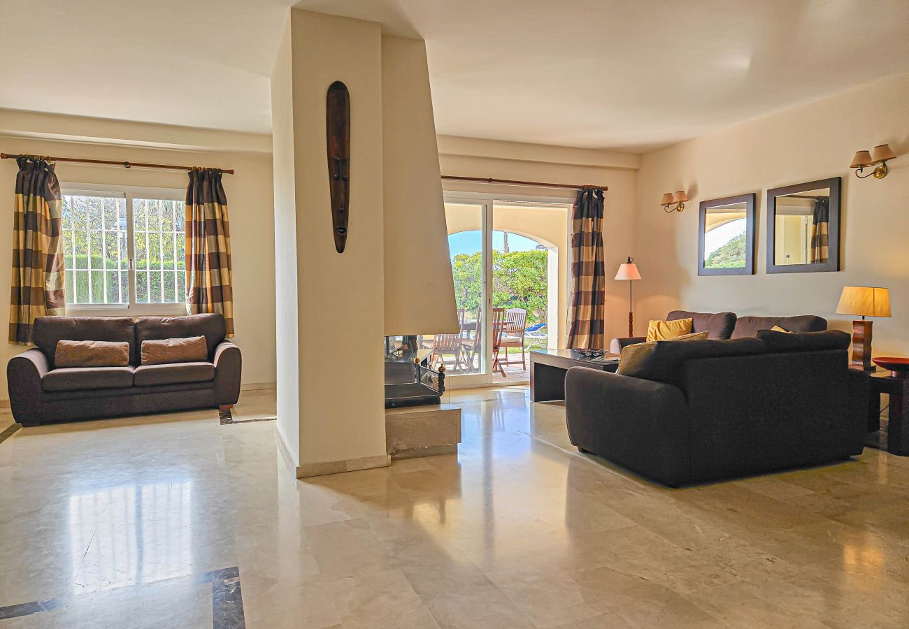 Apartment in Marbella - Garden floor apt, Ocean Pino Golf, Cabopino 