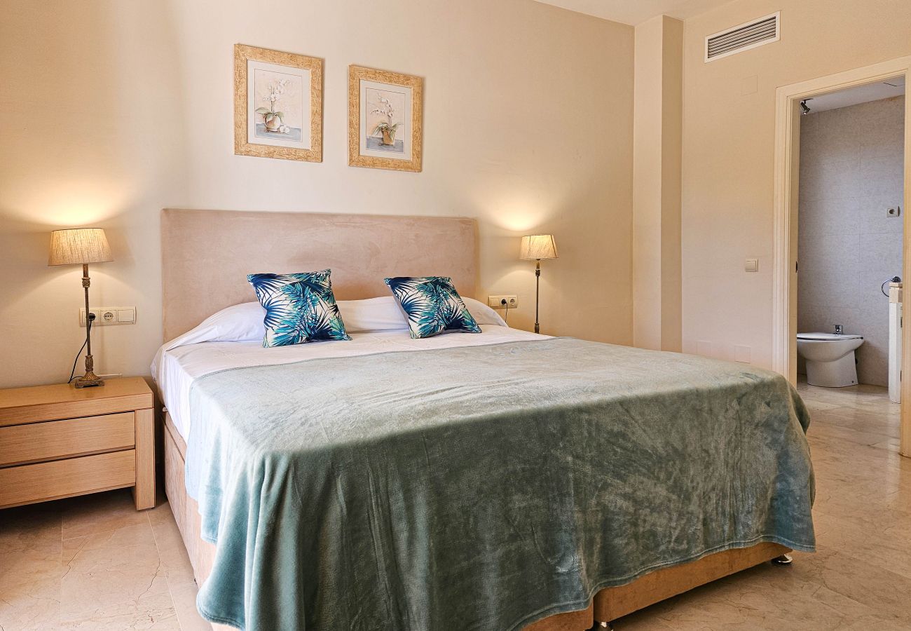 Apartment in Marbella - Garden floor apt, Ocean Pino Golf, Cabopino 