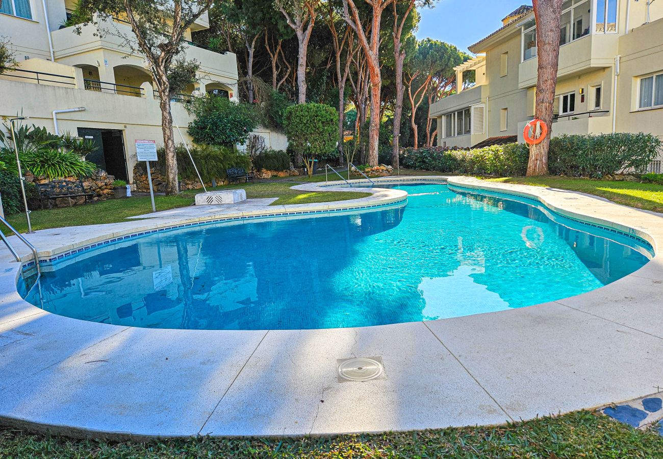 Apartment in Marbella - Garden floor apt, Ocean Pino Golf, Cabopino 