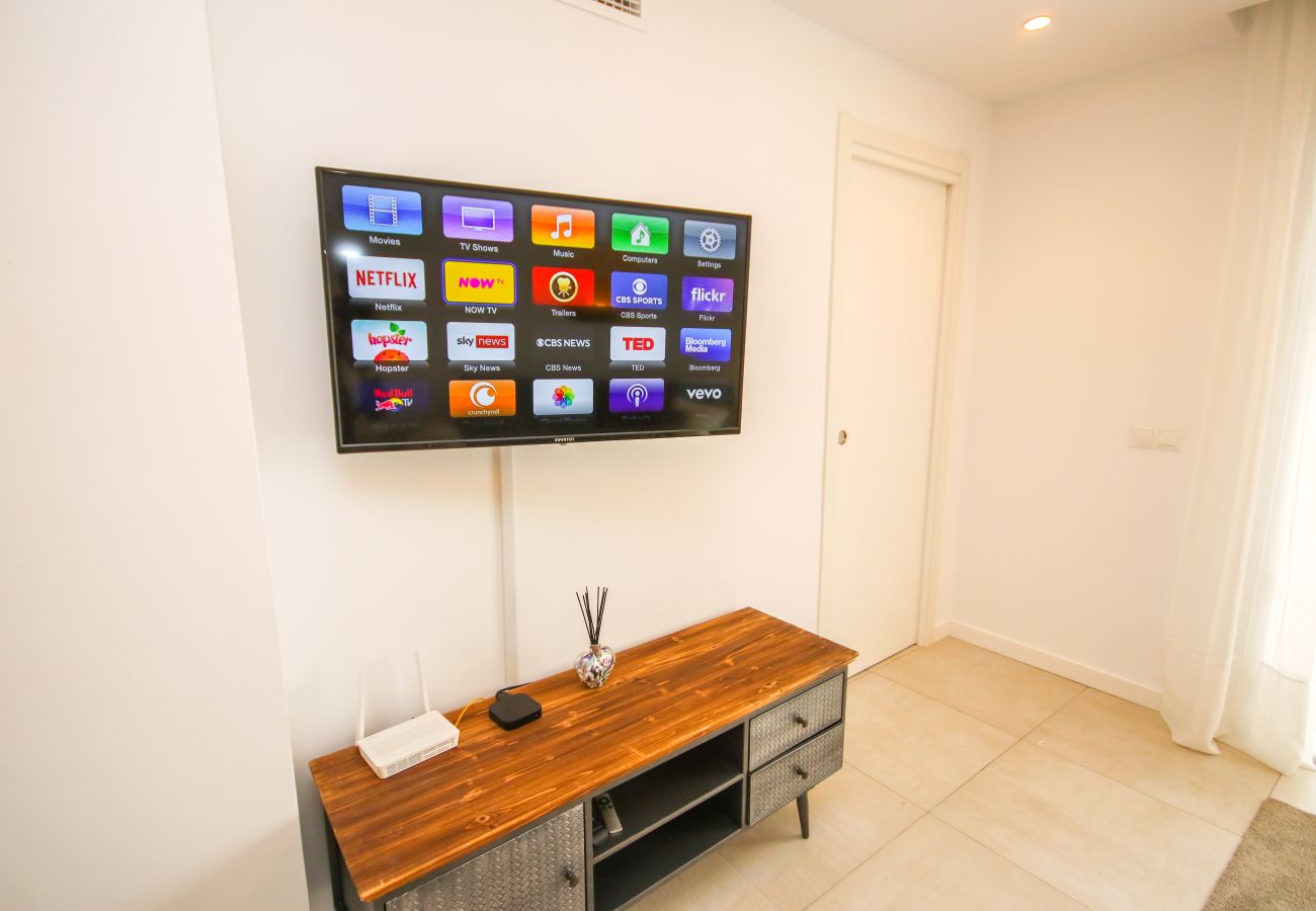 Apartment in Mijas Costa - Riviera del Sol, walking distance to the beach 