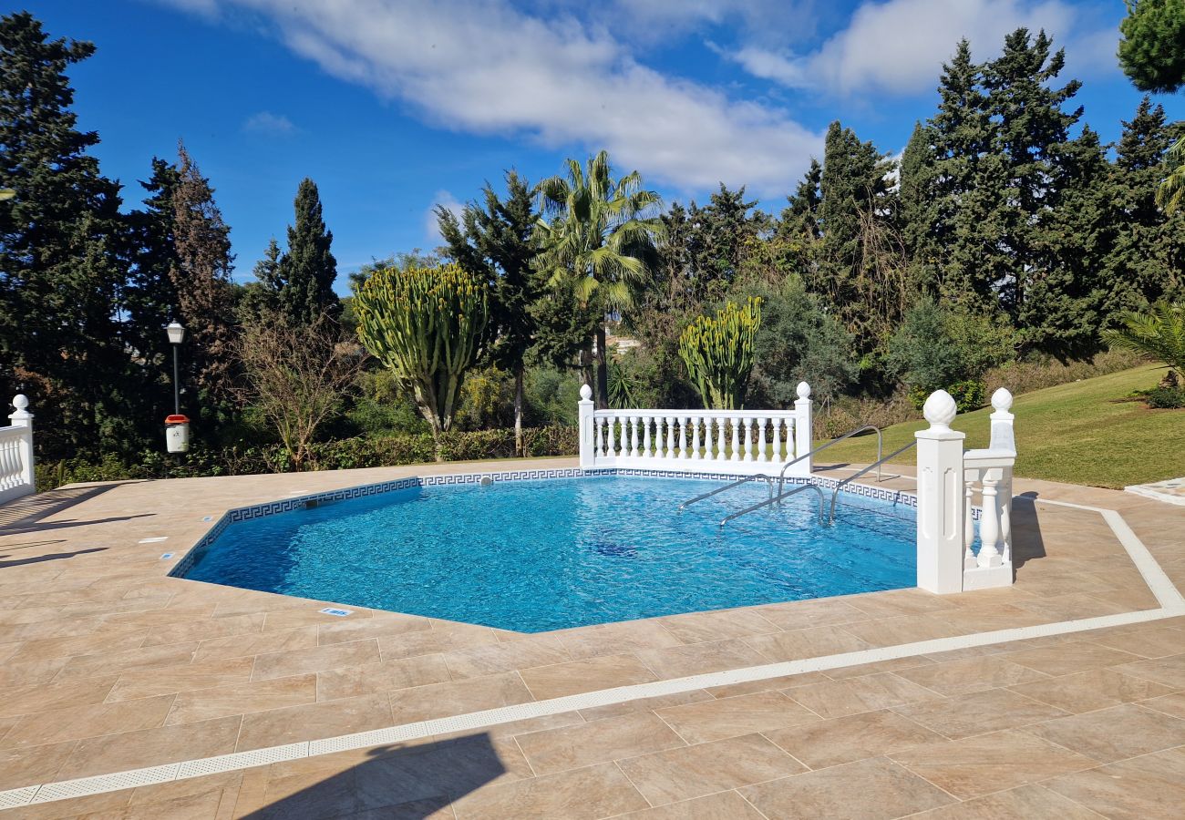 Apartment in Mijas Costa - Riviera del Sol, walking distance to the beach 