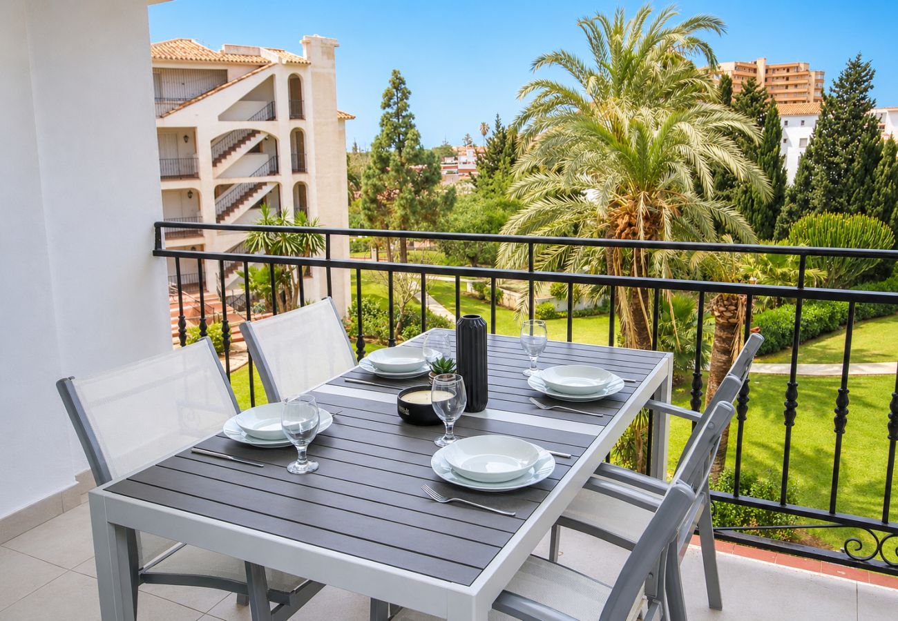 Apartment in Mijas Costa - Riviera del Sol, walking distance to the beach 