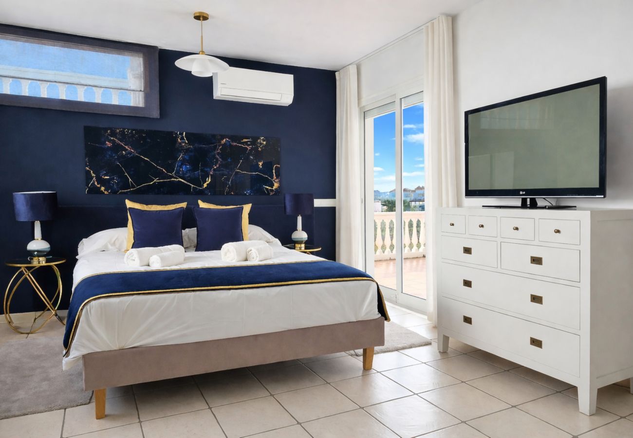 Villa in Mijas Costa - Villa with private pool near La Cala Golf Resort 